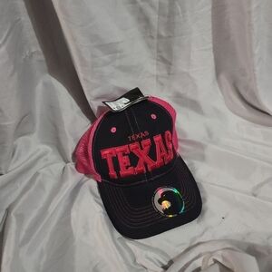 Hot pink Texas hat